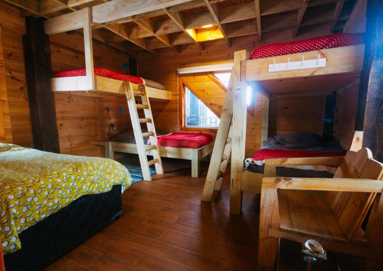 Sirena Insolente Hostel & Suites Пичилему Экстерьер фото